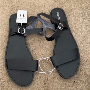 Merona black sandals